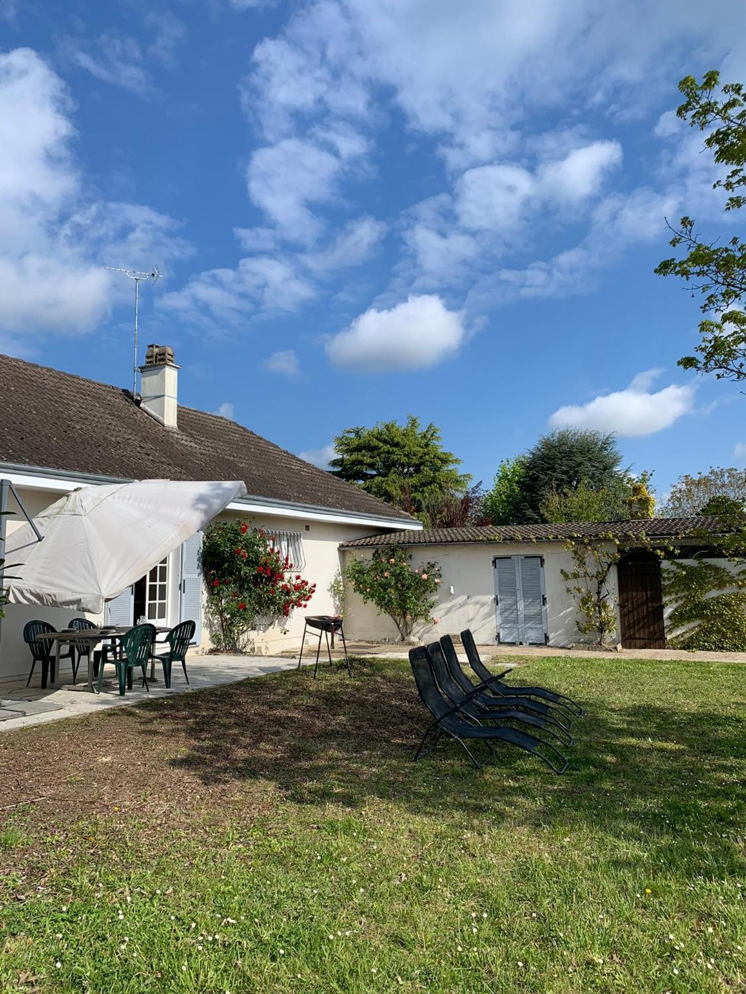 Les Cormiers Villa Chailles  Exterior foto